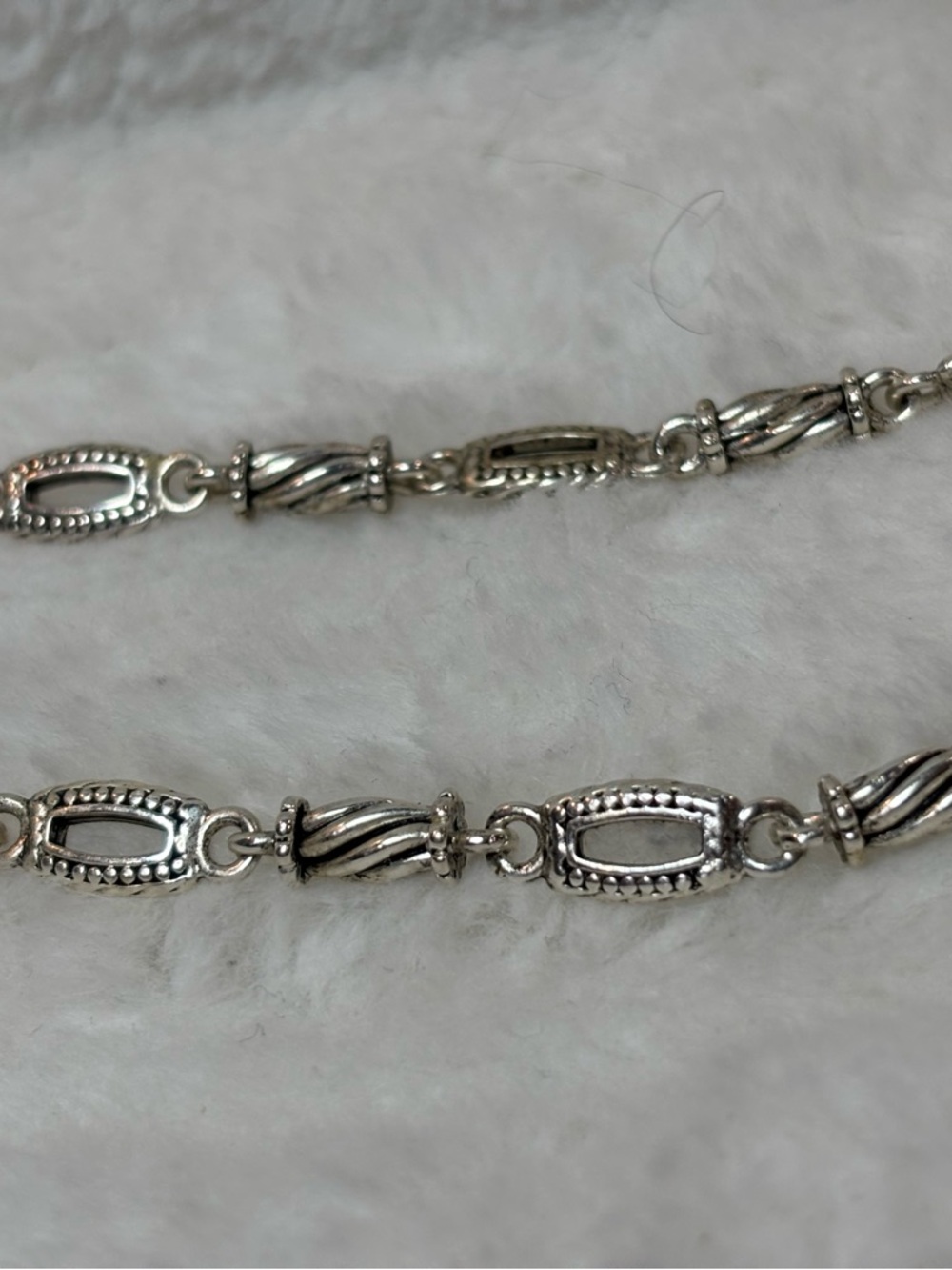 Vintage Premier Designs Silver Tone Detailed Open Link / Twisted Barrel Necklace - Picture 4 of 8